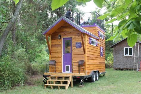 hthbl106h_tiny-house-purple-door_h-jpg-rend-hgtvcom-1280-853